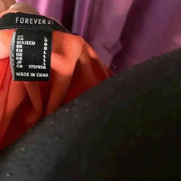 💜 3/25 Forever 21 One Shoulder Top - Picture 3 of 4